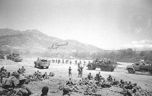 L'armée rouge dans les montagnes afghane en 83.jpg