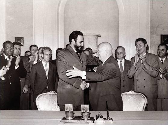 Fichier:Castro-kruschev.jpg