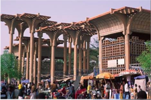 Fichier:Marché Niamey.png