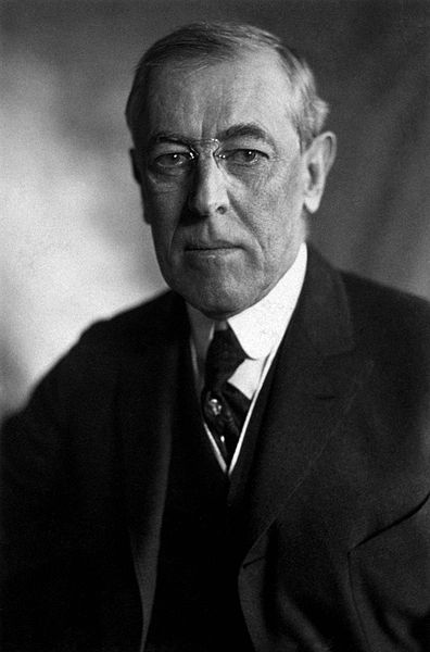 Fichier:Thomas Woodrow Wilson, Harris & Ewing bw photo portrait, 1919.jpg